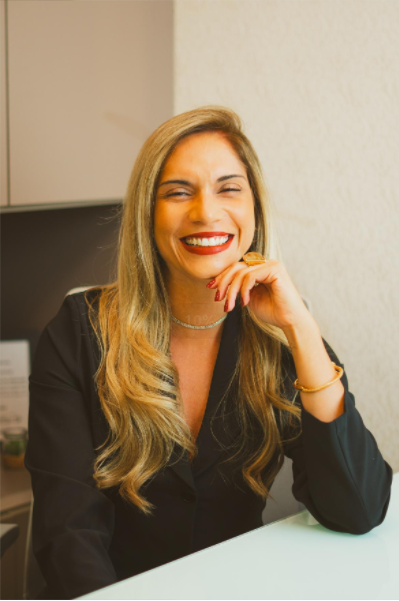 Dr. Aline de Souza